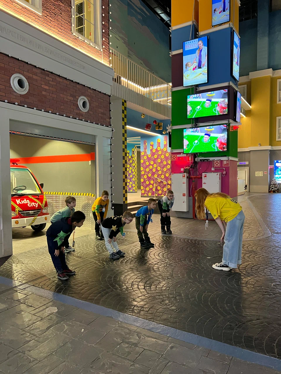 Фото A4 KIDS CITY Детский город профессий - развлечение в Москве | Досугатор
